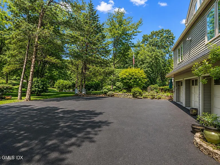 2 Choctaw Ln — Photo 40