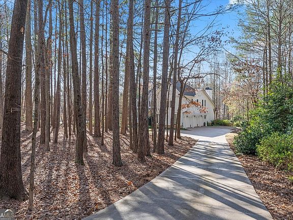 3rd image of 103 Smith Forest Ln