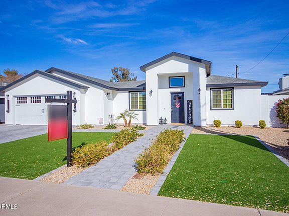 3rd image of 4020 E Glenrosa Ave