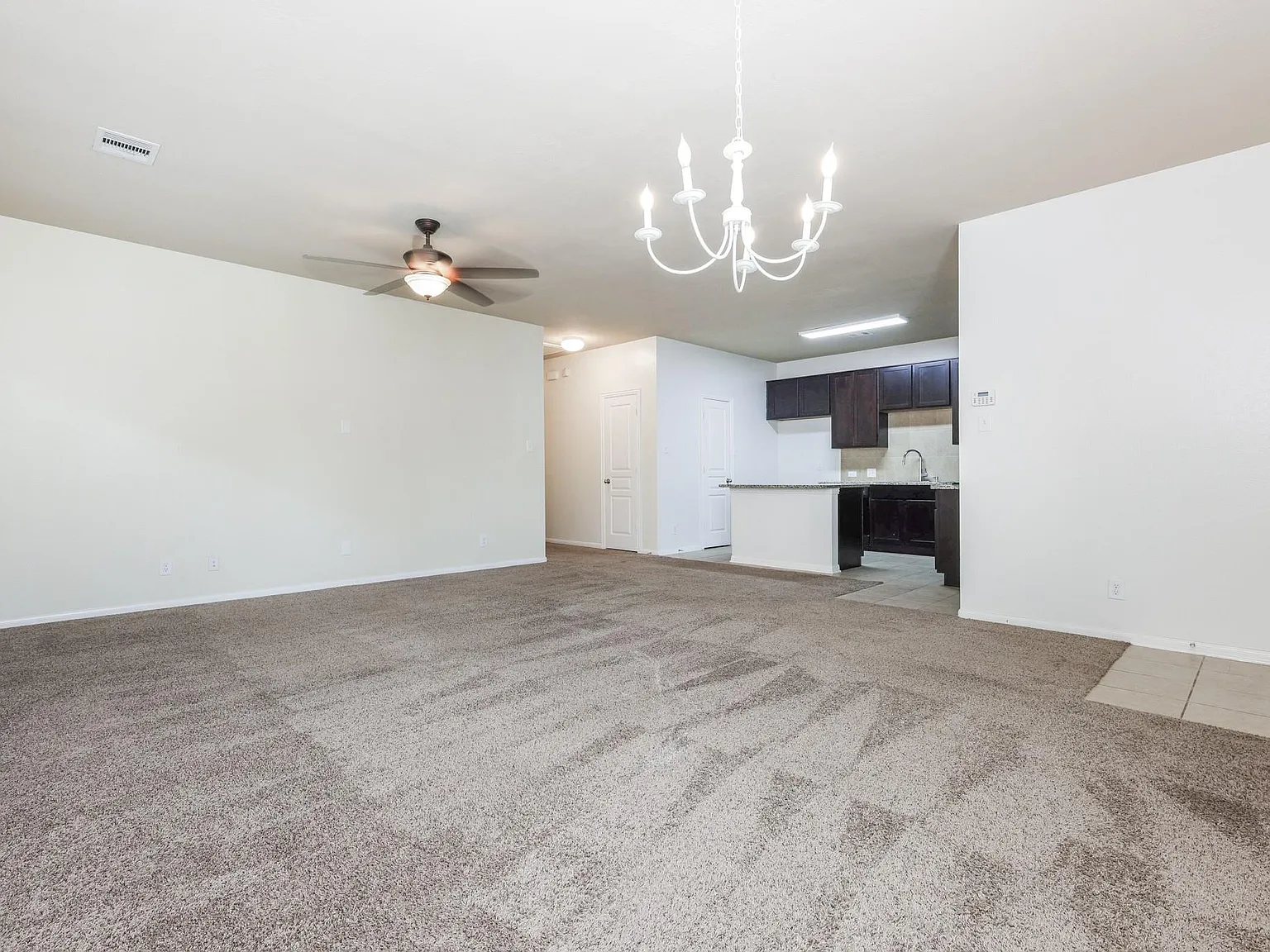 3 bed, 2.0 bath, 1508 sqft, $1,800 — Photo 2