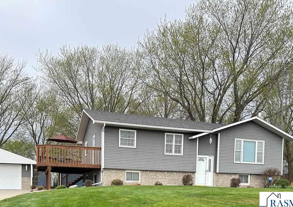1st image of 39125 20th St