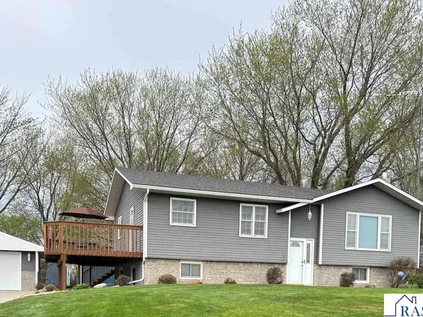 39125 20th St, Janesville, MN 56048