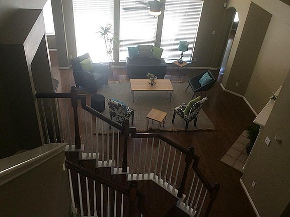 3rd image of 2019 Stanford Park Ct