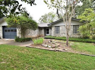 480 Rals Dr, Onalaska, TX 77360