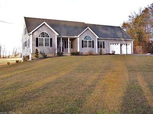 15 Kreyssig Rd, Broad Brook, CT 06016