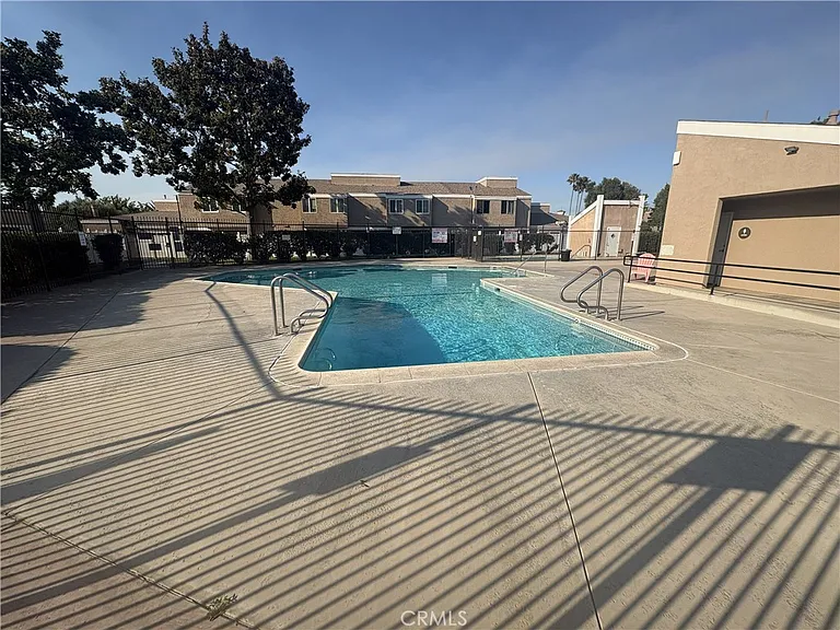 44579 La Paz Rd — Photo 24