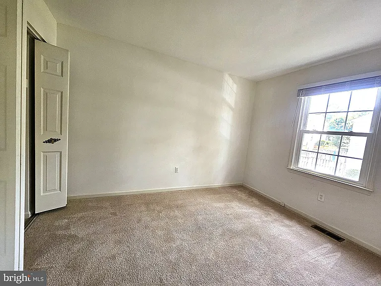 3956 Bradwater St — Photo 26