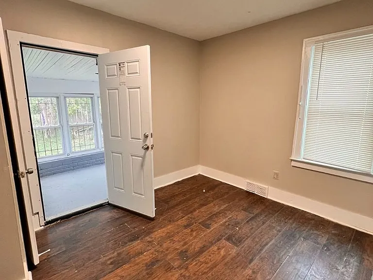 14617 Cedargrove St — Photo 2