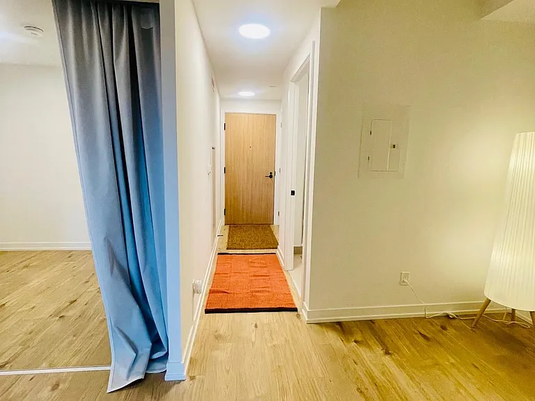 35 Parliament St #429 — Photo 6