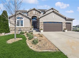 1401 Spurlock Cv, Raymore, MO 64083