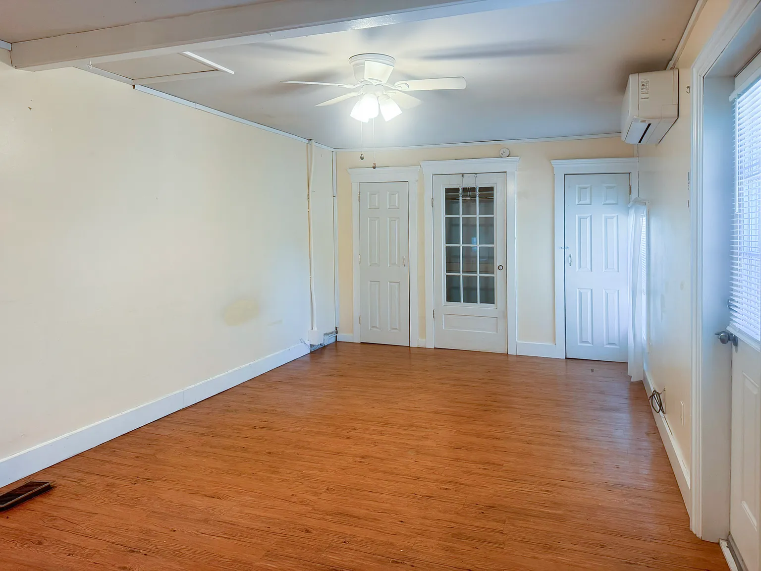 1 bed, 225 sqft, $1,500 — Photo 4