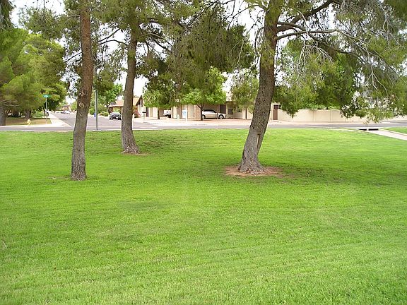 4th image of 2521 W Kilarea Ave