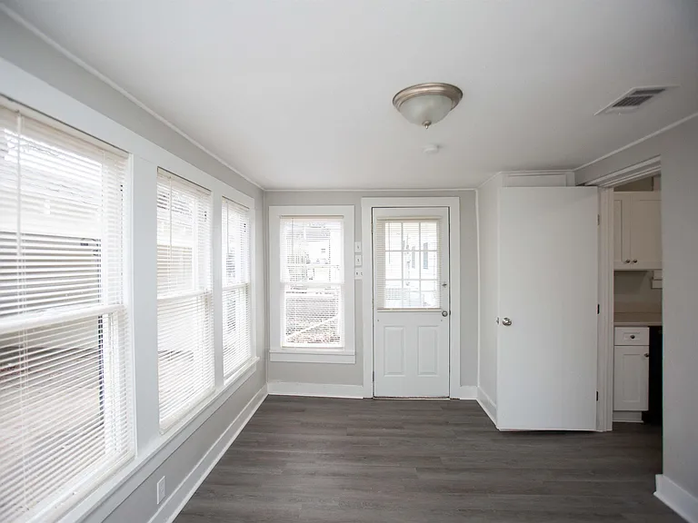 5219 W 29th St — Photo 17