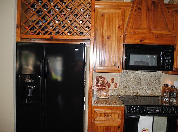 cyrpess cabinets