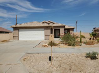1990 Bell Ct, Thermal, CA 92274