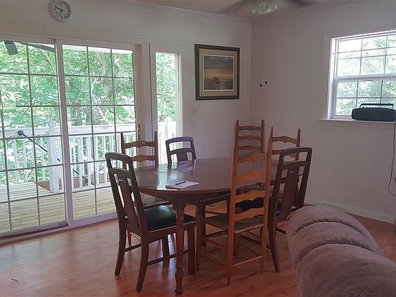 4th image of 1405 Liberty Ln