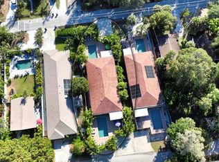 2047 Roselawn St, Sarasota, FL 34231