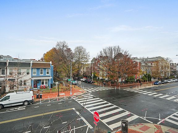 2nd image of 235 F St NE #18394087