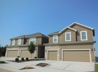 12388 S Prairie Creek Rd, Olathe, KS 66061