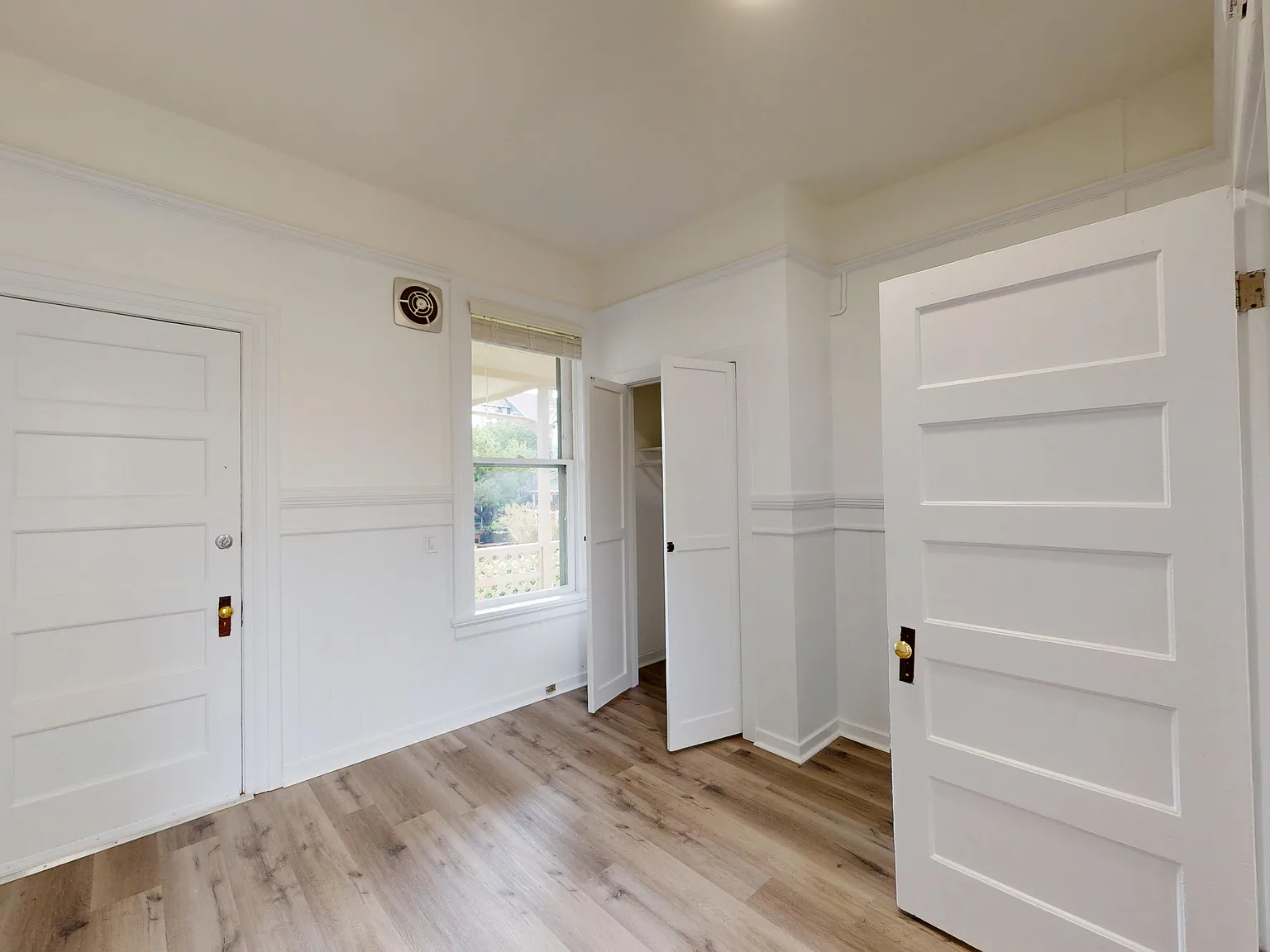 1234 Grove Street — Photo 3