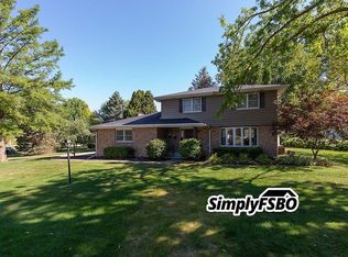 4505 Spring St, Davenport, IA 52807