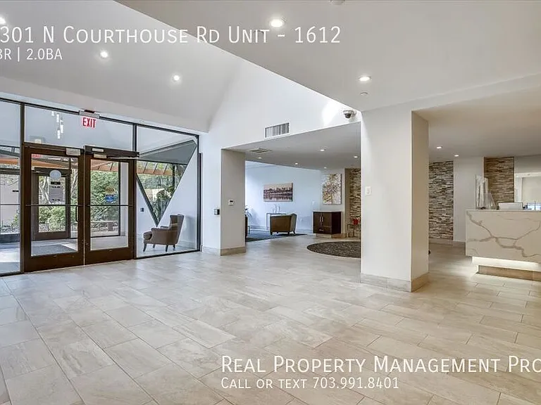 1301 N Courthouse Rd #1612 — Photo 31