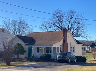 335 Academy St, Salem, VA 24153