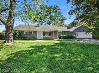 21021 Wendell St, Clinton Township, MI 48036