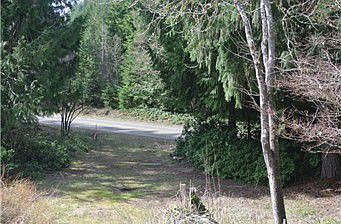 2nd image of 660 N Schoolhouse Hill Rd
