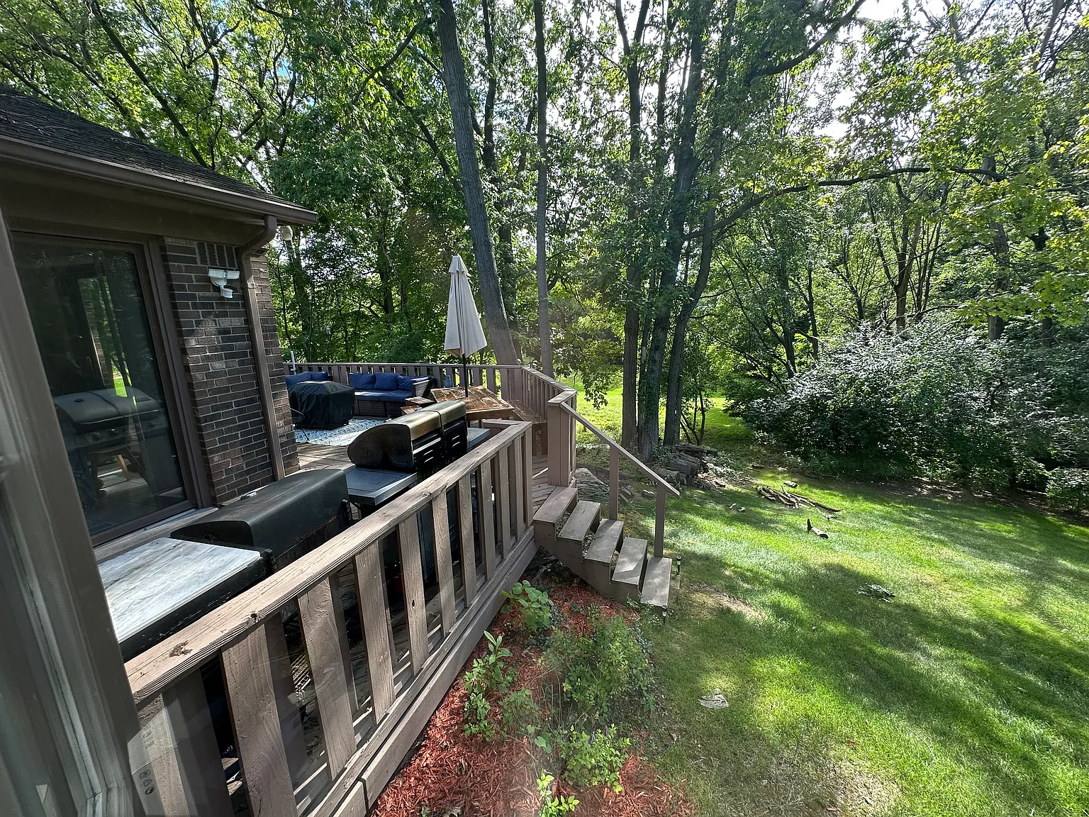 4 bed, 2.5 bath, 2912 sqft, $3,300 — Photo 3