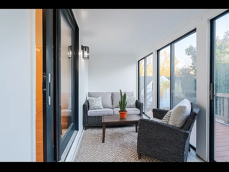 27 Main St #2 — Photo 22