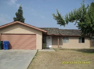 1196 E El Dorado Ave, Reedley, CA 93654