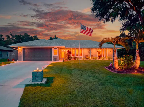 755 SW Tupper Lane, Port St Lucie, FL 34953