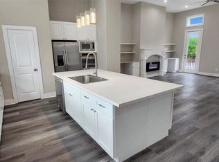 2123 Bidwell Dr, Houston, TX 77018