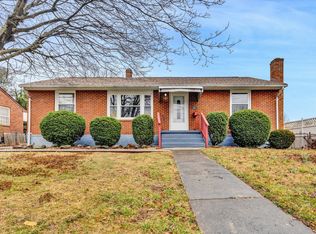 4627 Rutgers St NW, Roanoke, VA 24012