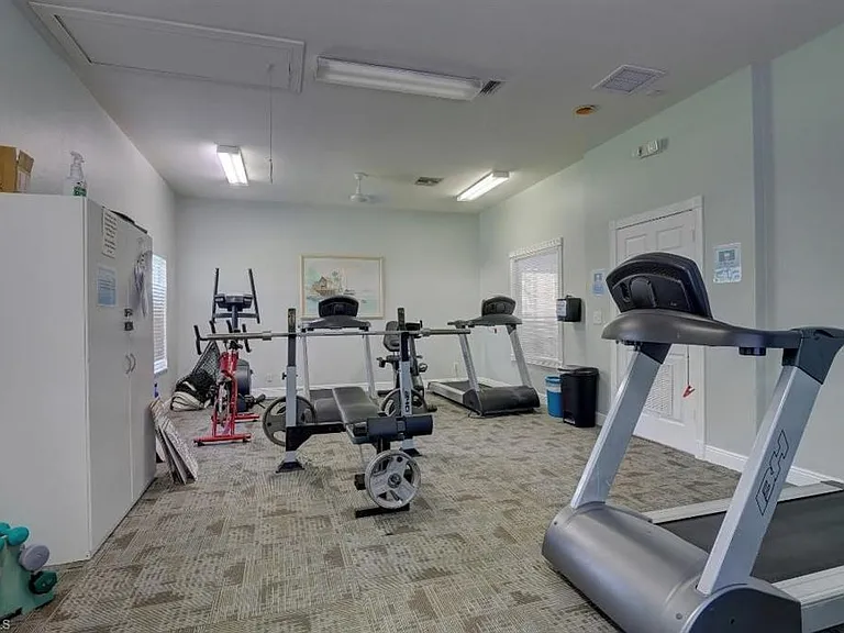 280 Robin Hood Cir #102 — Photo 15
