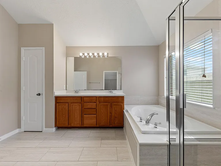 731 Pickett Hill Ln — Photo 24