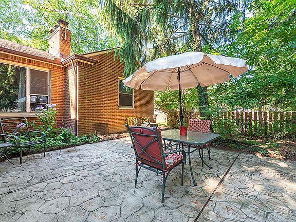 4th image of 22740 Haber Dr
