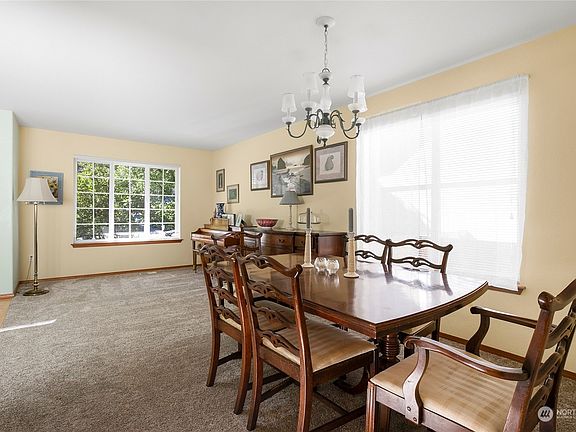 5th image of 2922 Westside Drive NW