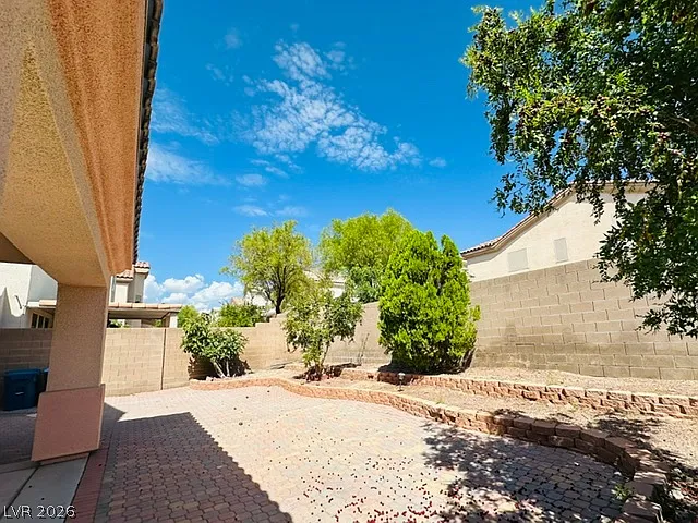 9804 Cornwall Crossing Ln — Photo 28