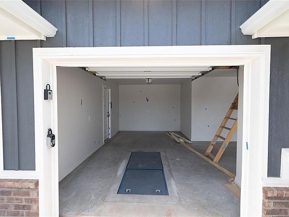 3rd image of 2133 NW 171st St