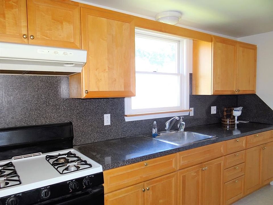 1st image of 1018 N Main St