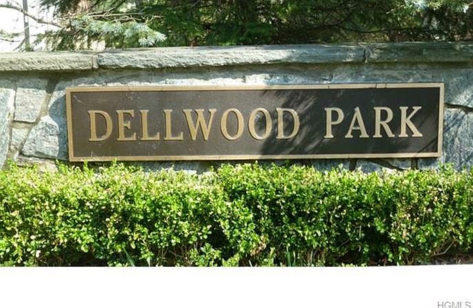 Entrance To Dellwood