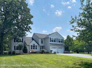 371 Sapphire Dr, Jackson, NJ 08527