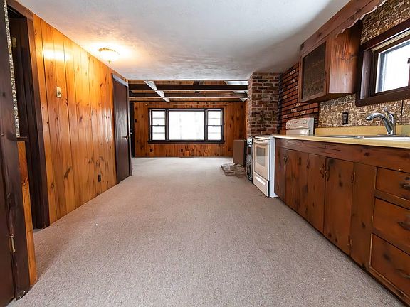 5th image of 1063 Shedd Hill Road