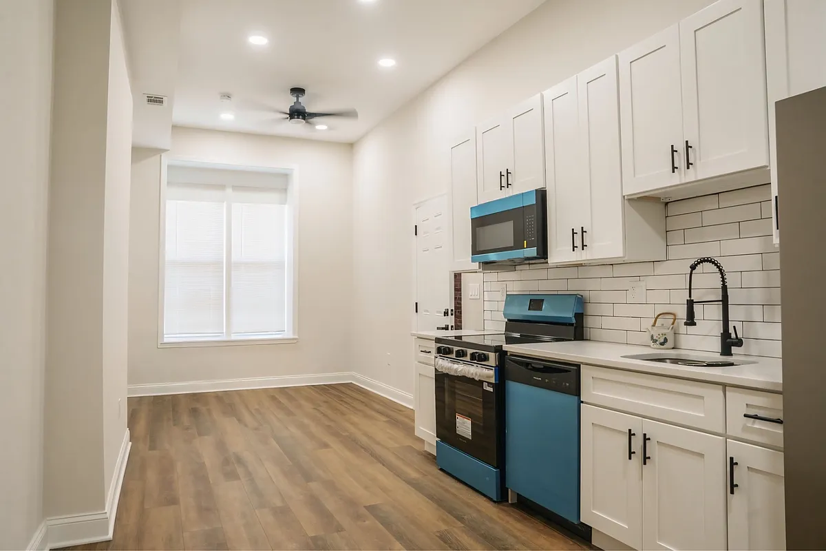 Unit Photo - 1042 Edmondson Ave #1