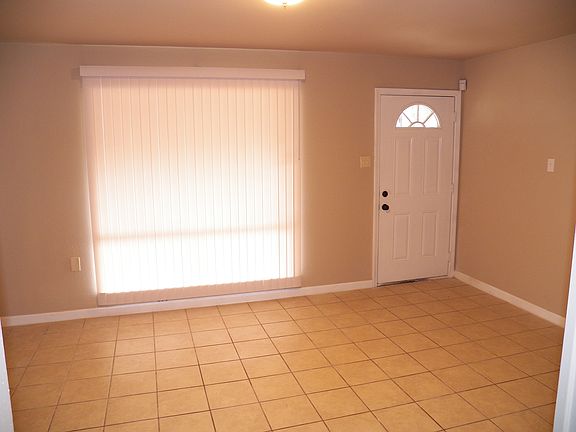 4th image of 8019 Quirt St