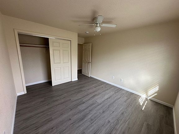 4th image of 1033 S Windsor Ave