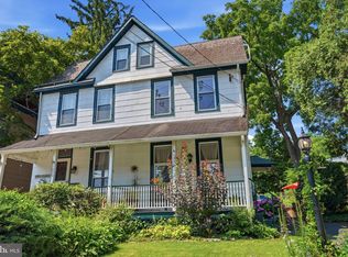 1272 Ashbourne Rd, Elkins Park, PA 19027