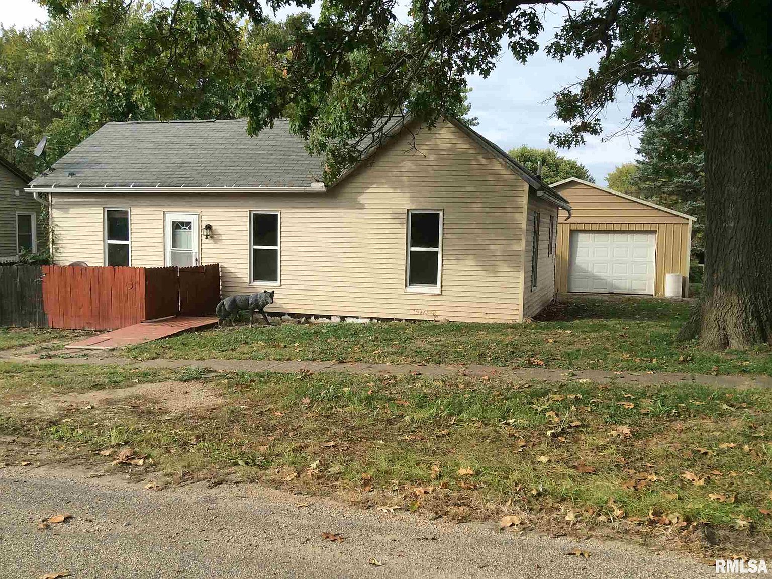202 Blaine St, Biggsville, IL 61418 Zillow